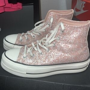 Converse Pink Glitter High-Top Sneakers Comes With Extra Ribbon Laces